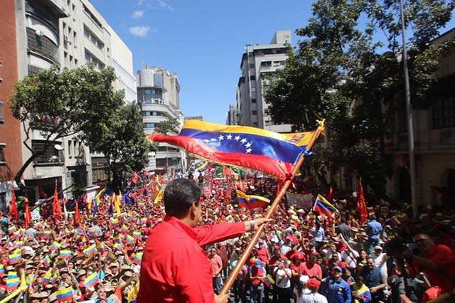 Ven3 Chavez Demonstration