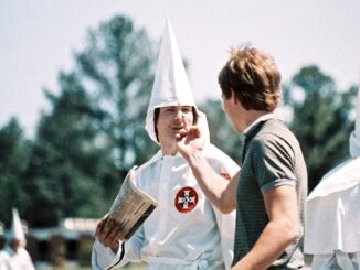 Ku Klux Klan får fingret