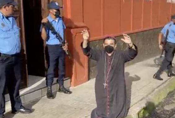 Biskop Rolando Alvarez, Nicaragua, sätts i husarrest