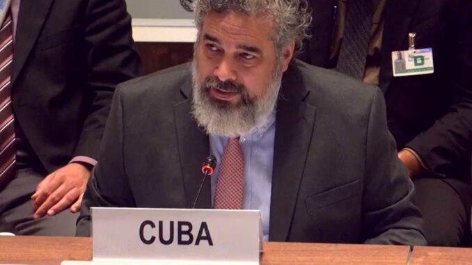 Rodolfo Benítez, Kubas UD, i Genève