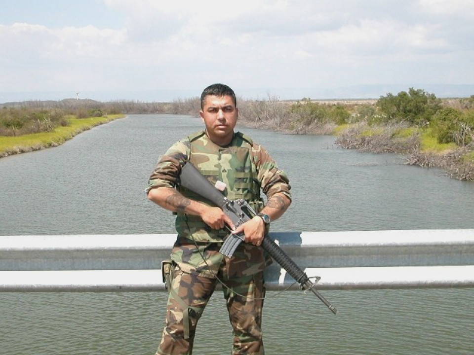 Guantanamo_River,_Guantanamo_Naval_Base